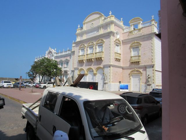 1.4 cruise theater