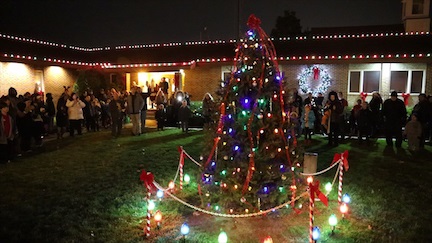 1.4 Tree Lighting