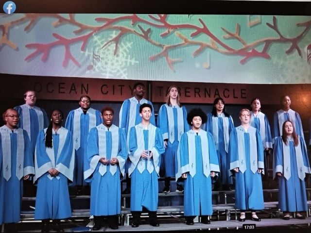 1.4 Christmas Chorale Screenshot of Performance