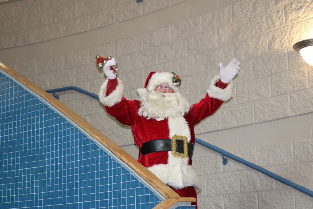 1.4 Holiday Festival Santa